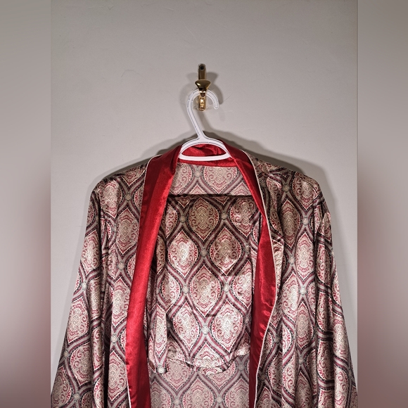 Men's Satin Housecoat and Short Set Size Medium Super Silky Comfy - Picture 6 of 7